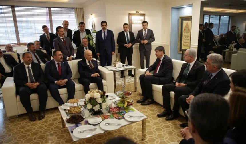 Antalya aşığı TÜREL yeni dönemde yeniden